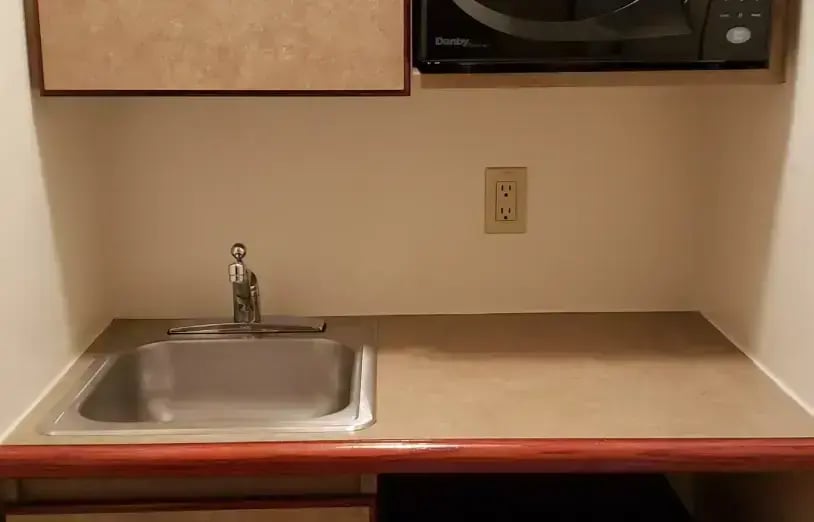 Hotel standard king room