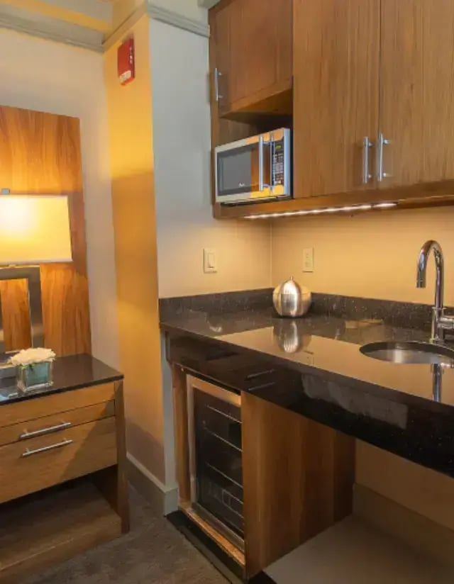 Belvedere Hotel Room - Accessible King