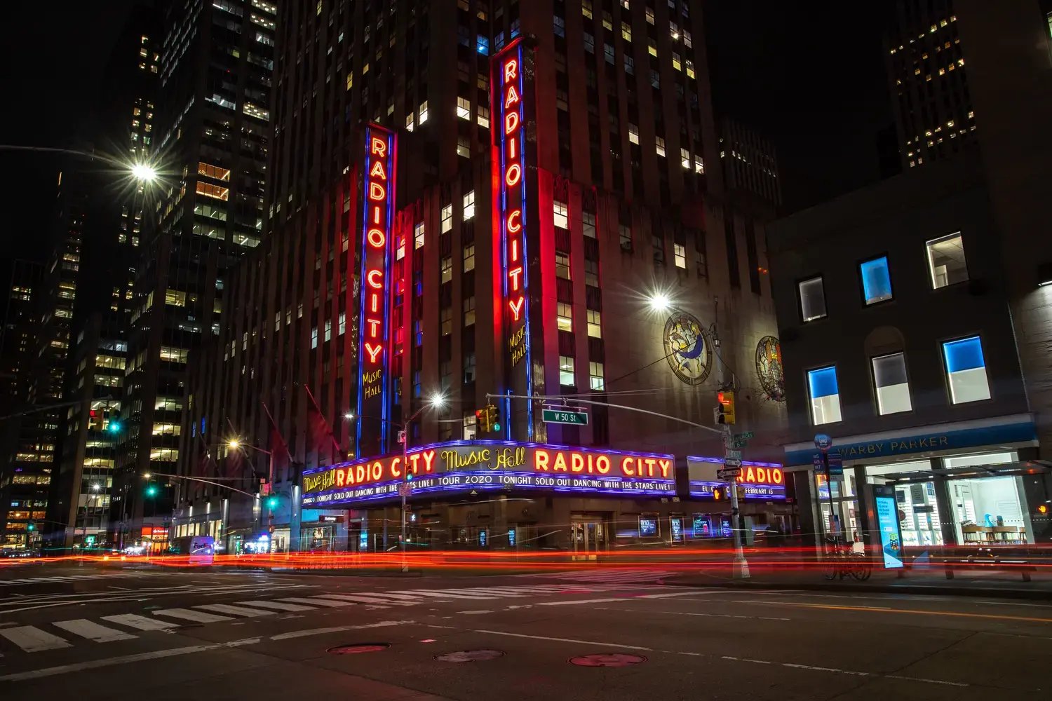 Radio City Music Hall - Image by Jan von Uxkull-Gyllenband / shutterstock.com