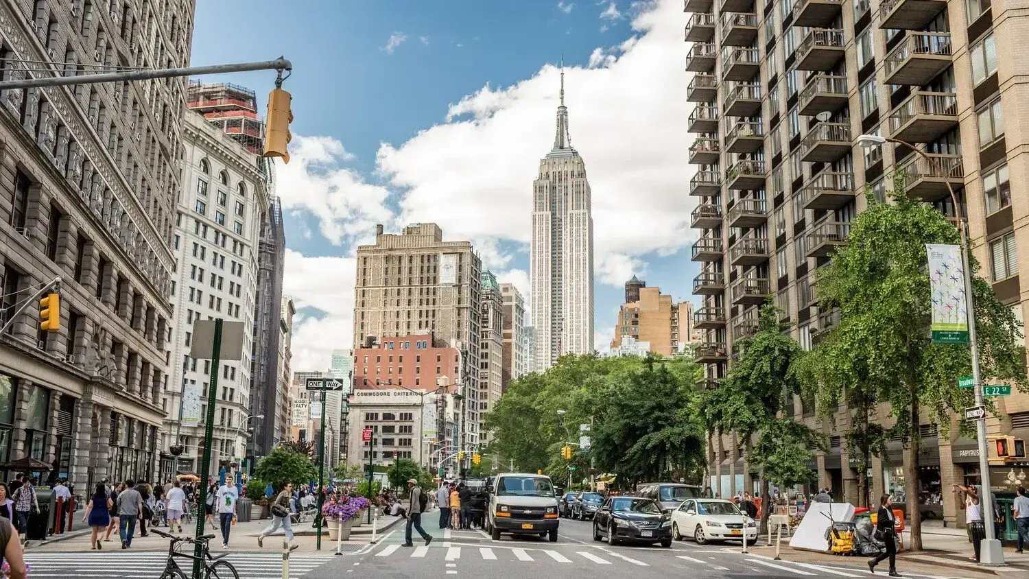 Hotel close to Empire State Building - Image by stockelements / Shutterstock.com