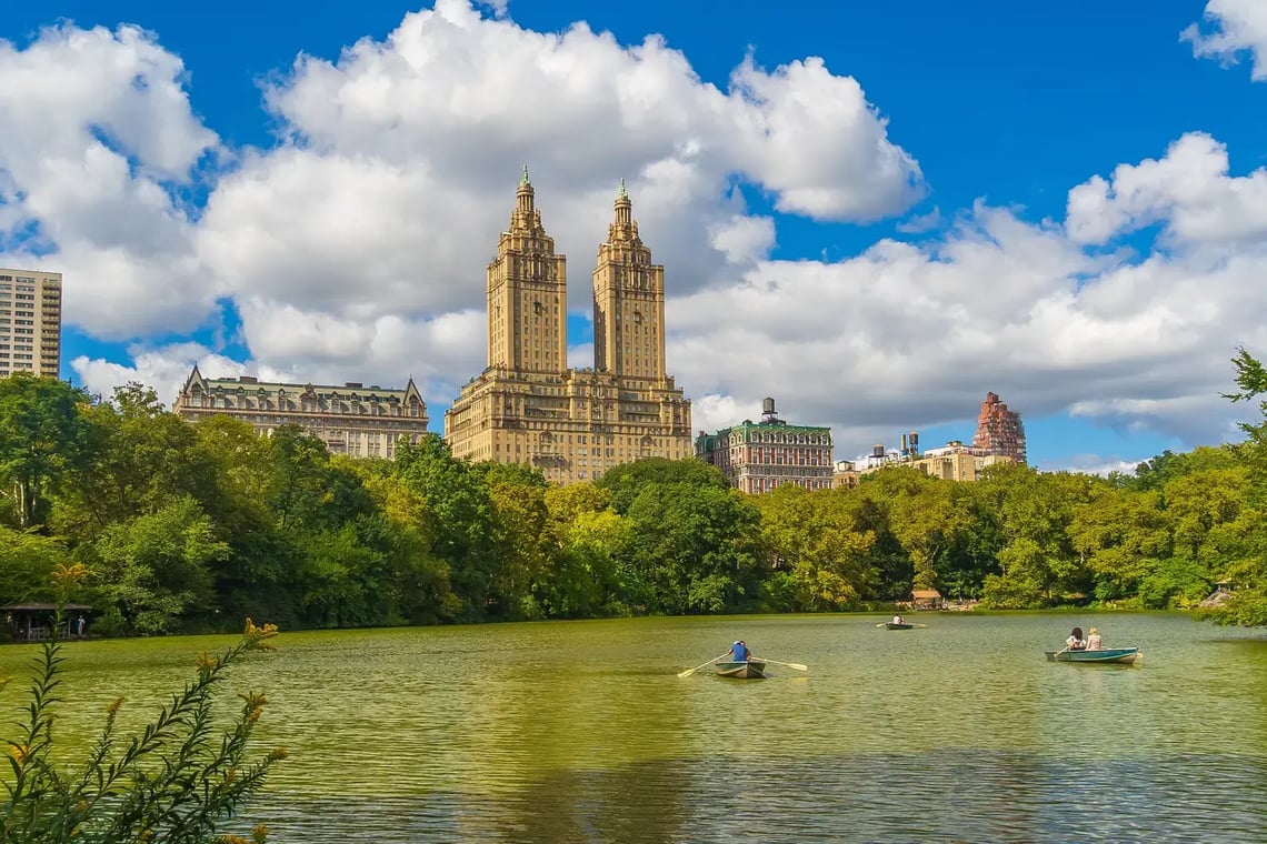 Summer in NYC - Image by f11photo / Shutterstock.com