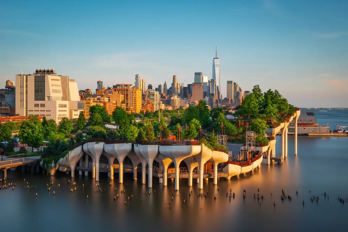 Sunset in New York - Image by Andres Garcia Martin / Shutterstock.com